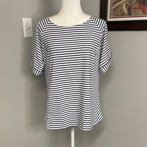 HELLY HANSEN ladies size large navy and white striped top wicking Norway skiing